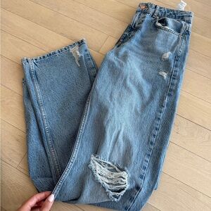 Zara Woman’s Ripped Jeans Size 4